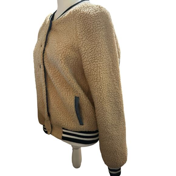 Azalea Faux Sherpa Fleece Bomber Jacket, Tan Teddy Jacket, Size Small - Picture 2 of 5